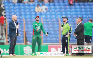 টস হেরে ব্যাটিংয়ে বাংলাদেশ, দেখুন সর্বশেষ স্কোর