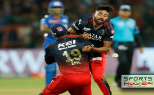 অবাক ক্রিকেট বিশ্বঃ সিরাজের ১ ওভার শেষ হলো ১১ বলে