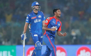 মুস্তাফিজকে নিয়ে অবিশ্বাস্য মন্তব্য করলো ওয়ার্নার