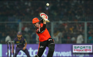 কলকাতাকে বিশাল রানের লক্ষ্য দিল সানরাইজ হায়দ্রাবাদ