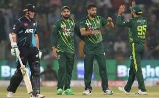 অবিশ্বাস্য ভাবে শেষ হলো পাকিস্তান বনাম নিউজিল্যান্ডের মধ্যকার প্রথম টি-২০ ম্যাচ, দেখেনিন ফলাফল