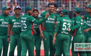যে কারনে দুই ভাগে ভাগ হয়ে রাতে ইংল্যান্ড যাচ্ছে বাংলাদেশ