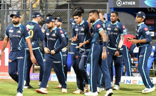 দিল্লির বিরুদ্ধে শক্তিশালী একাদশ ঘোষণা গুজরাট টাইটান্স