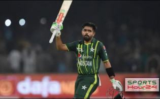 ওয়ানডে ক্রিকেটে দারুন এক বিশ্বরেকর্ড গড়লেন বাবর