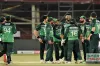 ক্রিকেট বিশ্বে অবিশ্বাস্য এক ইতিহাস গড়লেন পাকিস্তান