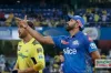 মুম্বাইয়ের বিপক্ষে টসে জিতে যে সিদ্ধান্ত নিলেন চেন্নাই