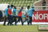 এই মাত্র পাওয়াঃ স্ট্রেচারে মাঠ ছাড়লেন সাইফউদ্দিন