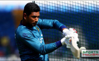 মাহমুদউল্লাহর সেই ব্যাপারে প্রধান কোচের সাথে একমত আকরাম খানও