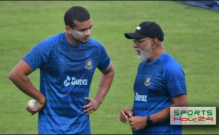 ম্যাচ শুরুর আগে তাসকিনকে নিয়ে যা বললেন টাইগার কোচ