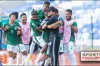 বাংলাদেশের বিশাল জয়, বেঁচে থাকল সেমির আশা