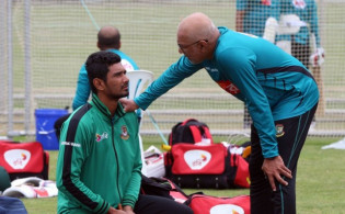এশিয়া কাপ ও বিশ্বকাপ স্কোয়াডে হাথুরুসিংহের তালিকায় মাহমুদউল্লাহ কোথায়