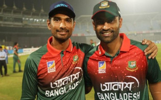 তামিমের কারণেই রিয়াদকে নিয়ে পরিকল্পনায় বদল আনতে যাচ্ছে চণ্ডিকা হাথুরিসিংহ
