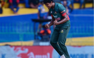 এক পরিবর্তন নিয়ে বাংলাদেশ, ১৮ ওভার খেলেছে শ্রীলঙ্কা দেখেনিন সর্বশেষ স্কোর