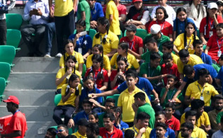 দলে না থাকলেও ধর্মশালার গ্যালারিতে তামিম ইকবাল