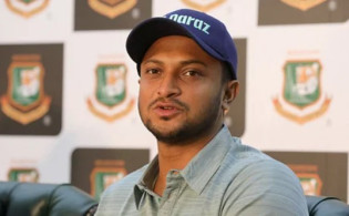 এক ম্যাচ জেতার পরই সাকিবের অধিনায়কত্ব নিয়ে মুখ খুললেন বিসিবি