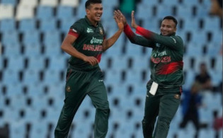 সাকিব-তাসকিন একই দলে, দল পাননি দেশ সেরা ড্যাশিং ওপেনার