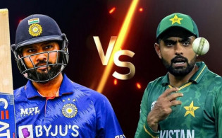 হাইভোল্টেজ ম্যাচে যে একাদশ নিয়ে নামতে পারে ভারত-পাকিস্তান