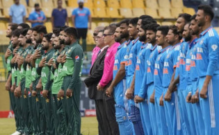 এইমাত্র পাওয়াঃ ভারত-পাকিস্তান ম্যাচে ক্রিকেটারদের জন্য চরম দুঃসংবাদ