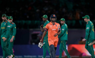 আরিয়ান দত্তের ব্যাটিং তাণ্ডবে দক্ষিণ আফ্রিকাকে অবিশ্বাস্য রানের টার্গেট দিল ডাচরা