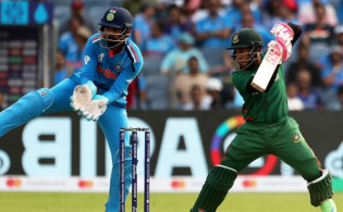 দ্বিতীয় বাংলাদেশি হিসেবে বিশ্বকাপে মুশফিকের অন্যরকম এক রেকর্ড