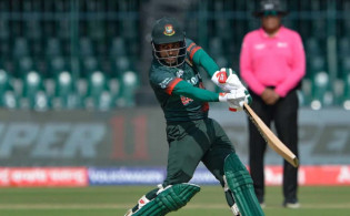 ভারতকে চ্যালেঞ্জিং রানের টার্গেট দিল বাংলাদেশ