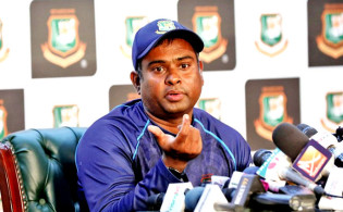 কোহলির কাছ থেকে সাকিব-লিটনদের যে শিক্ষা নিতে বললেন শ্রীরাম