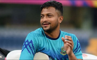 বিশ্বকাপে জয়ে ফিরতে পুরাতন গুরুর দ্বারস্থ সাকিব