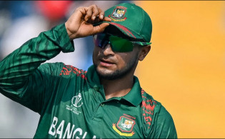 আসল রহস্য ফাঁসঃ বিশেষ কারণ দেখিয়ে কোচ থেকে ছুটি নিয়েছেন সাকিব
