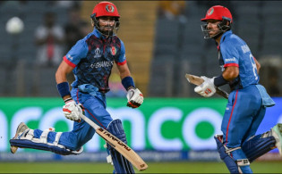 লঙ্কানদের হারিয়ে সেমি ফাইনালের দিকে এক ধাপ এগিয়ে গেলেন আফগানরা