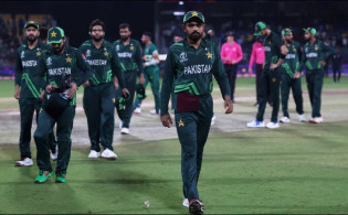 এই কঠিন সমীকরণে এখনও সেমিফাইনালে যেতে পারে পাকিস্তানও