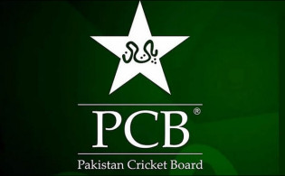 পাকিস্তানের বোর্ডপ্রধানকে কঠিন পরামর্শ দিলেন সাবেক অধিনায়ক