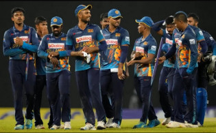 বিশ্বকাপের ভরাডুবি নিয়ে বোর্ডের বোর্ডের কাঠগড়ায় লঙ্কান ক্রিকেট