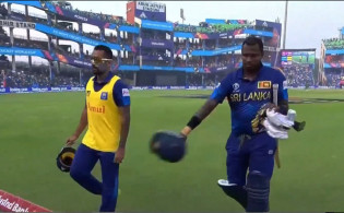 অবশেষে জানা গেল বাংলাদেশ-শ্রীলঙ্কা ম্যাচে ঐতিহাসিক ‘টাইম আউট’-এর কাহিনি