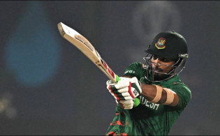 ব্রেকিং নিউজঃ শান্তের ফিফটি