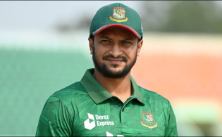 সাকিবের বিশ্বকাপ শেষ, বদলি হিসাবে যাচ্ছেন যিনি