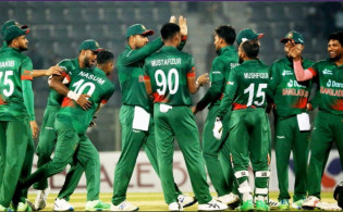 বাংলাদেশী ক্রিকেটারদের দেশে ফেরা নিয়ে নতুন বিতর্কের ঝড়