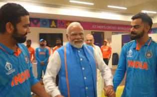 ‘মুখে হাসি আনো, গোটা দেশ তোমাদের দেখছে’ নরেন্দ্র মোদি