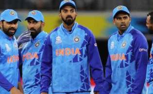 টিভি দেখাকে কেন্দ্র করে অদ্ভুদ কান্ড করলো ভারতীয় সমর্থকরা, জানলে চোখ কপালে উঠবে