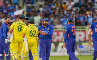 একাধিক চমক নিয়ে ভারত-অস্ট্রেলিয়ার সম্ভাব্য একাদশ ঘোষণা, যেভাবে দেখবেন লাইভ ম্যাচ
