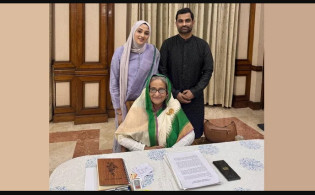 ব্রেকিং নিউজ, অজানা কারনে প্রধানমন্ত্রীর সঙ্গে দেখা করলেন তামিম