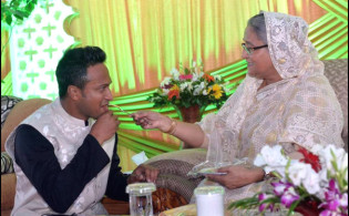 যে কারনে হঠাৎ প্রধানমন্ত্রীর গণভবনে সাকিব