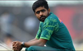 ছয় শব্দে বিদ্ধ বাবর! পাকিস্তানের প্রাক্তন অধিনায়ককে কটাক্ষ অন্য দেশের ক্রিকেট বোর্ডের