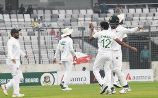 আজ শনিবার (৯ ডিসেম্বর), অন্যান্য দিনের মতো বিশ্ব ক্রীড়াঙ্গনে বেশকিছু ইভেন্ট রয়েছে।