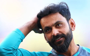 পার্থ টেস্টের আগে অস্ট্রেলিয়ার যে ‘কূটকৌশলে’ হতাশ হাফিজ