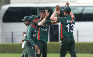 ব্যাটের পর বোলিংয়ে শুভসূচনা বাংলাদেশের যুবাদের, সরাসরি খেলা দেখবেন যেভাবে-