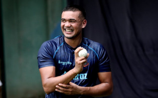 আইপিএলে কলকাতায় জায়গা হলেও বোর্ডের বাধায় তাসকিন