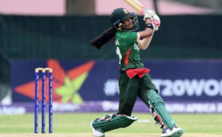 সিরিজ জয়ের লক্ষ্যে আফ্রিকার বিপক্ষে ব্যাটিং করছে বাংলাদেশ মেয়েরা, দেখেনিন সর্বশেষ স্কোর-