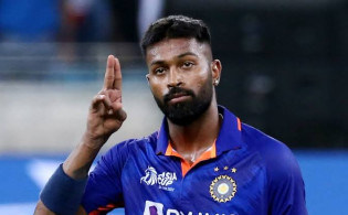 দু’দিনে দুই ধাক্কা ভারতীয় ক্রিকেটে, চোটের জন্য এ বার আইপিএলে অনিশ্চিত হার্দিক