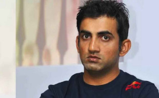 স্টার্ককে ২৫ কোটিতে কিনে ৩ কোটির জন্য ভিক্ষা করছে কলকাতা