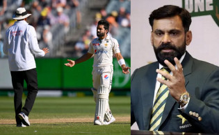 রিজওয়ানের বিতর্কিত আউট, আম্পায়ারের চরম সমালোচনা করলেন হাফিজ